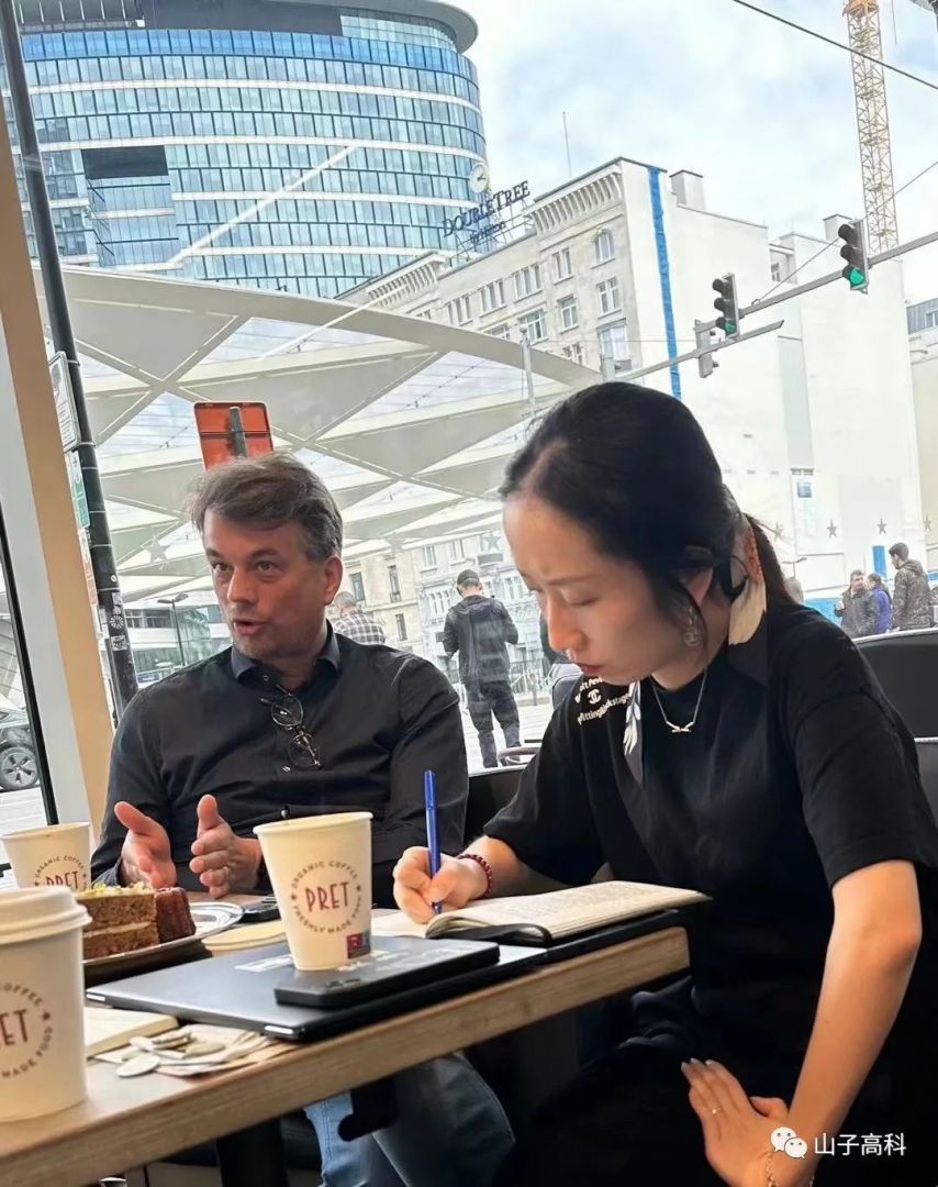 AG�콢�� (�й���½) Apple Store