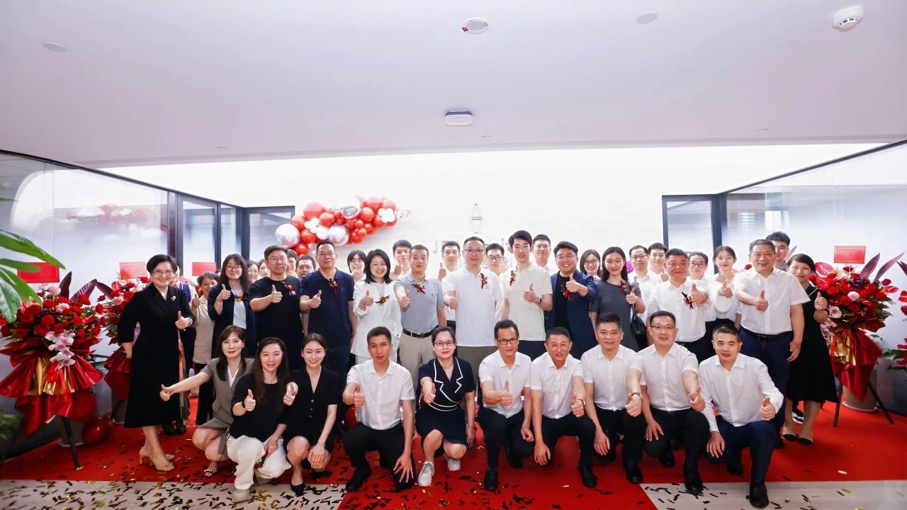 AG�콢�� (�й���½) Apple Store